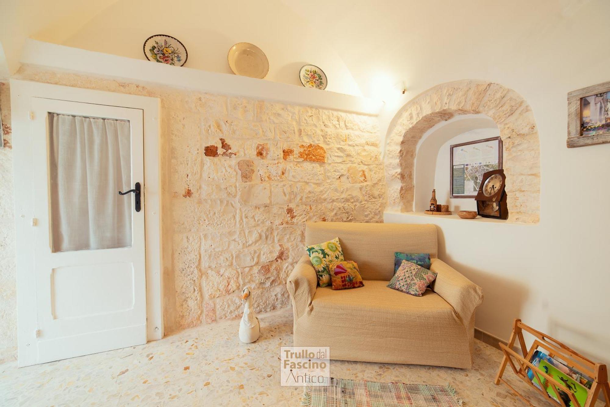 Trullo Dal Fascino Antico Villa Locorotondo Luaran gambar